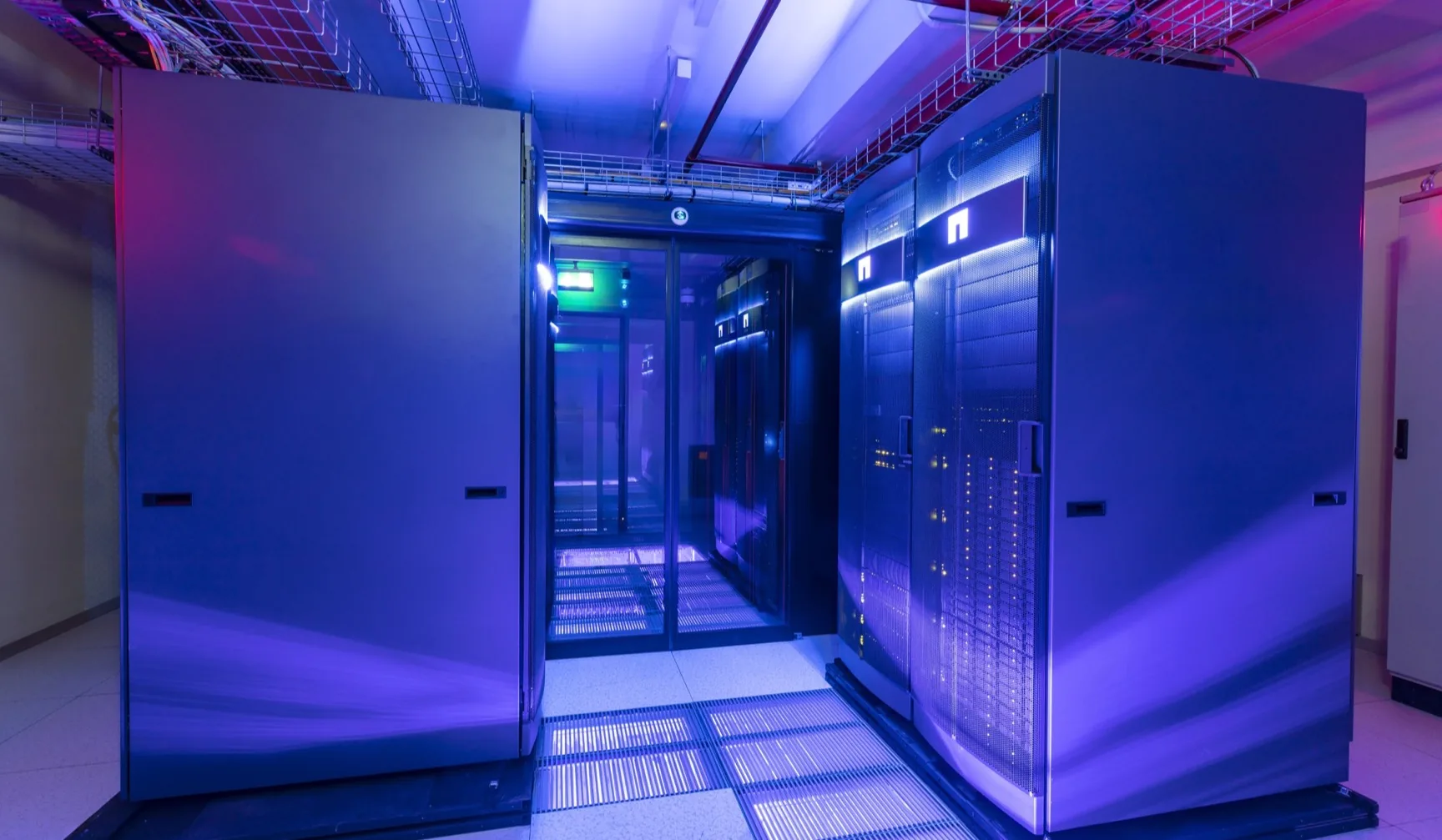 Data centre imagery 15 (bottom)