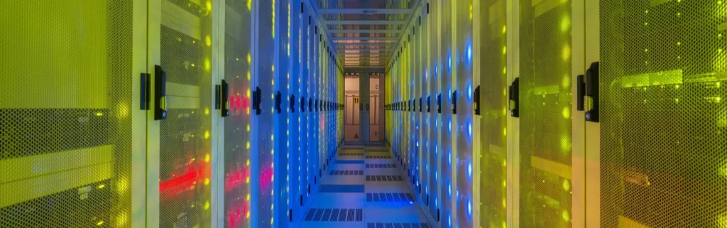 Data centre imagery 16 (banner)